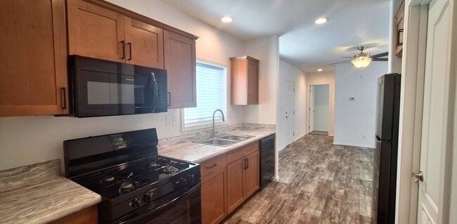 Building Photo - 4487 E Lake Mead Blvd