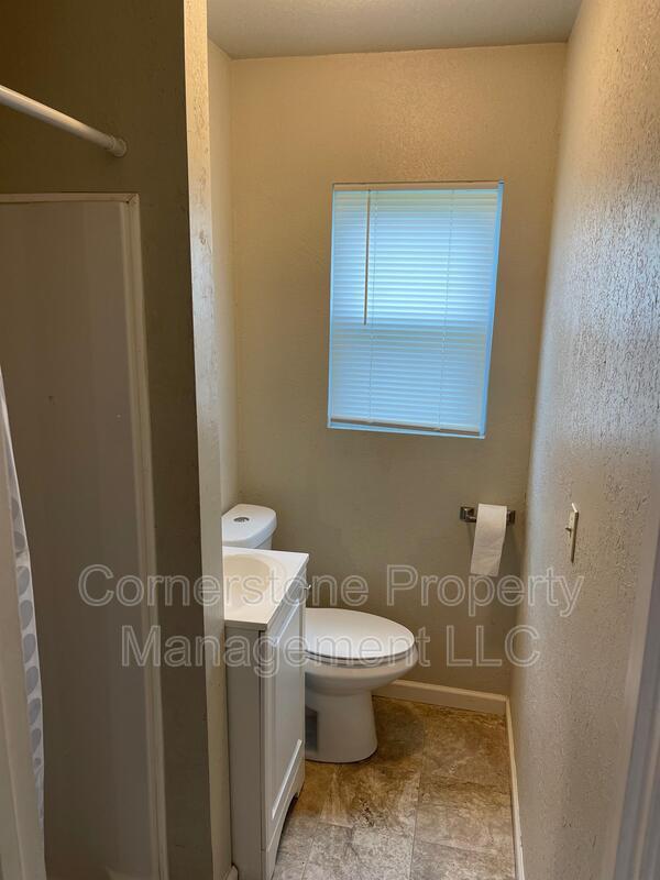 Photo - 8185 Center Dr