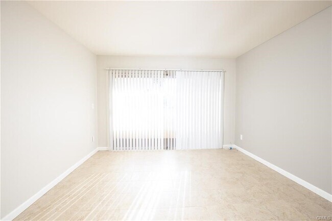 Photo - 1101 W MacArthur Blvd Unit 222