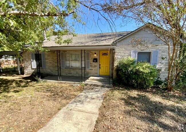 Building Photo - Charming 3 Bedroom 2 Bath in Historic Belt... Rental