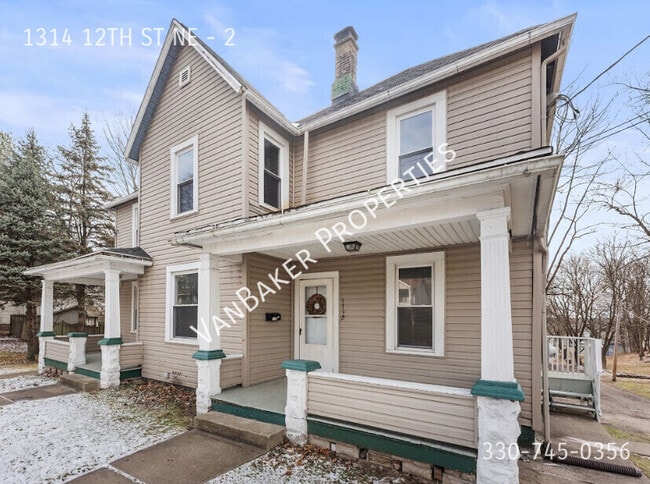Building Photo - 1314 12th St NE Unit 2
