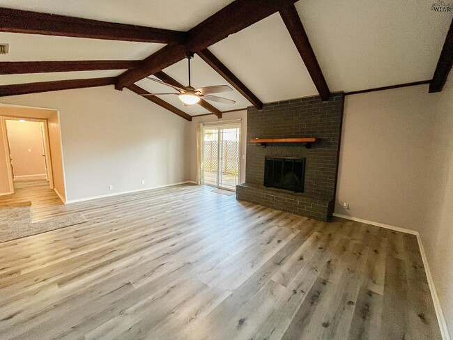 Photo - 5533 Briargrove Dr