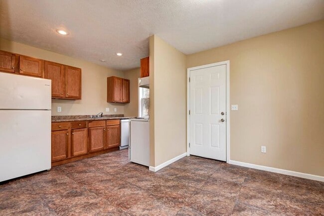 Photo - 652 N Belview Ave Unidad B