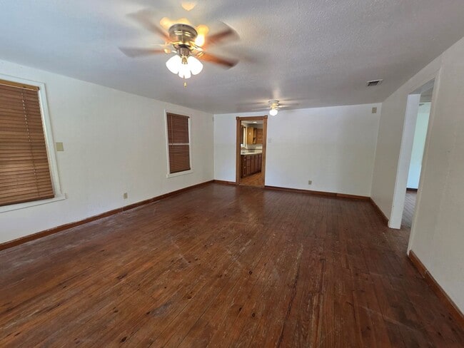 Photo - 3414 Riverside Dr