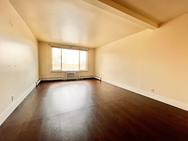 Photo - Robertson1001 (KC-JF-NB) Unit C3