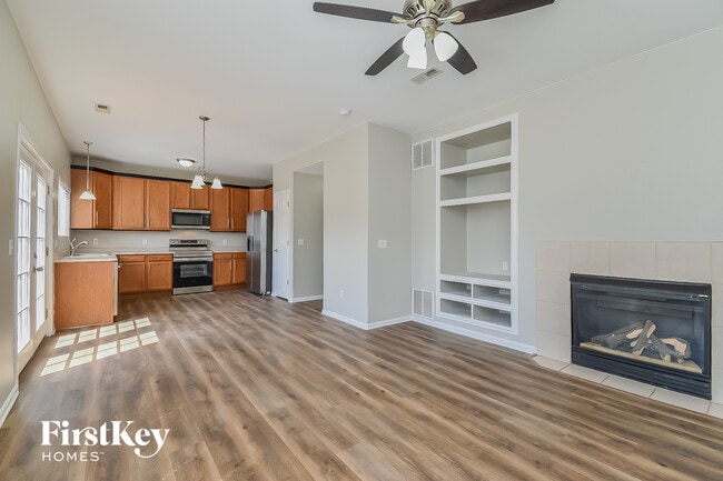 Photo - 4545 Settlement Way