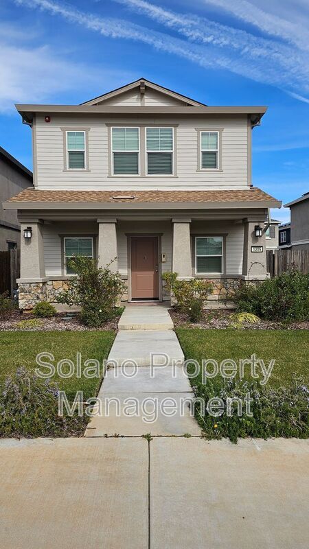 Photo - 1205 Niemann St