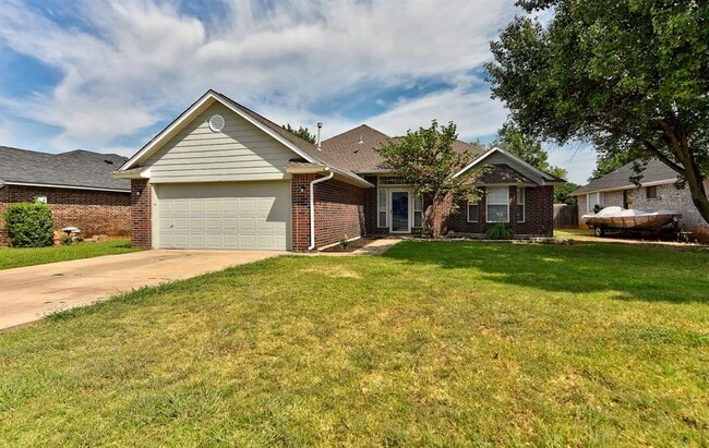 Photo - 1805 Lois Lynn Ln House