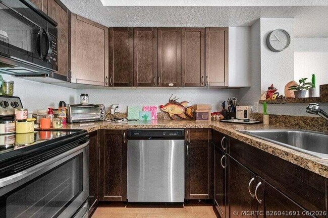 Photo - 117 Yacht Club Way Unit 110