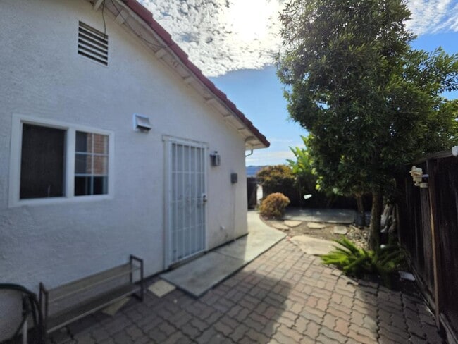 Photo - 2455 Fallingtree Dr