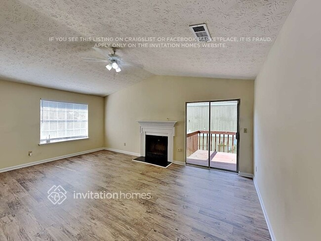 Photo - 2795 Wildflower Ln SW