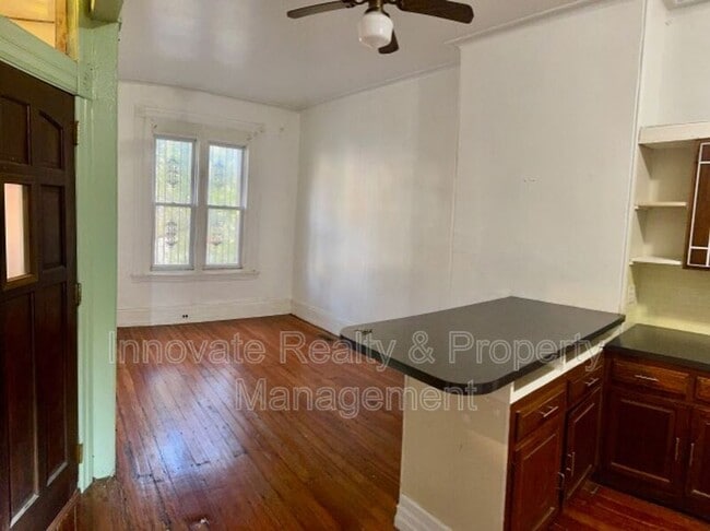 Photo - 4416 Locust Ave