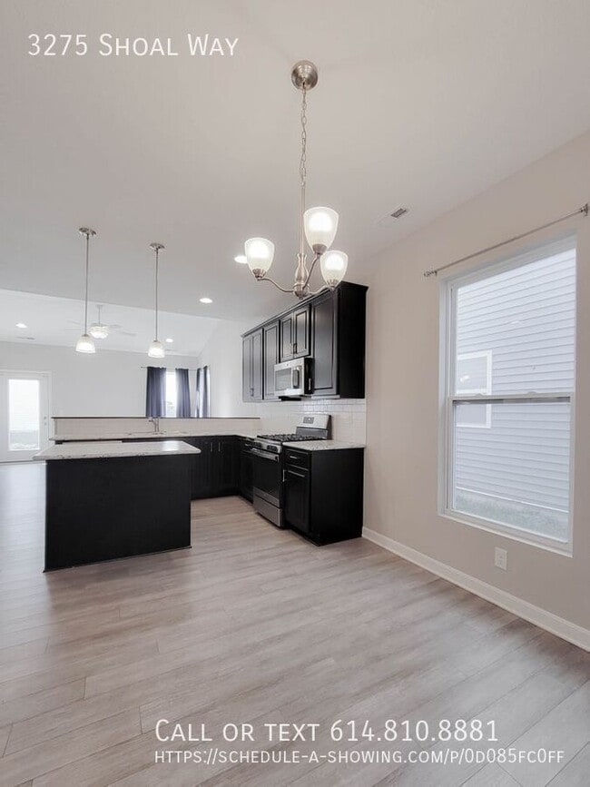 Photo - 3275 Shoal Way