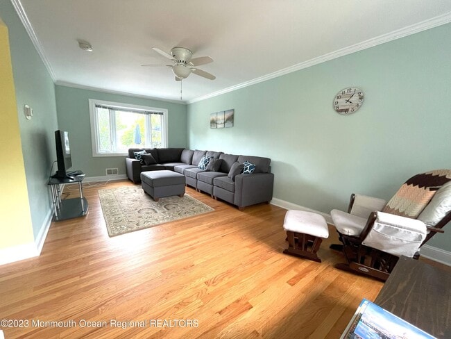 Photo - 702 Baltimore Blvd