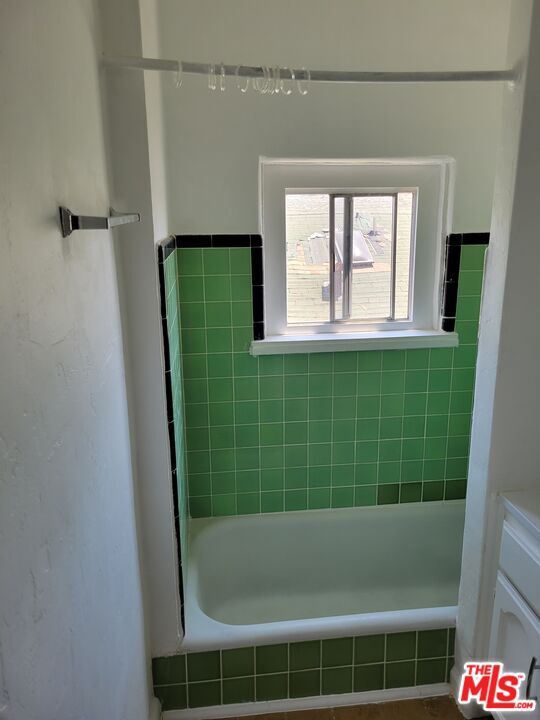 Photo - 1706 Arlington Ave Unit 11