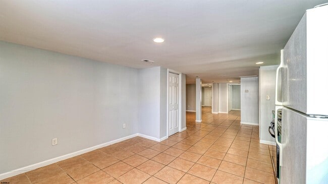 Photo - 4 S Nashville Ave