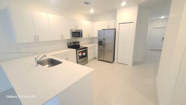 Photo - 226 SW 159th Ct