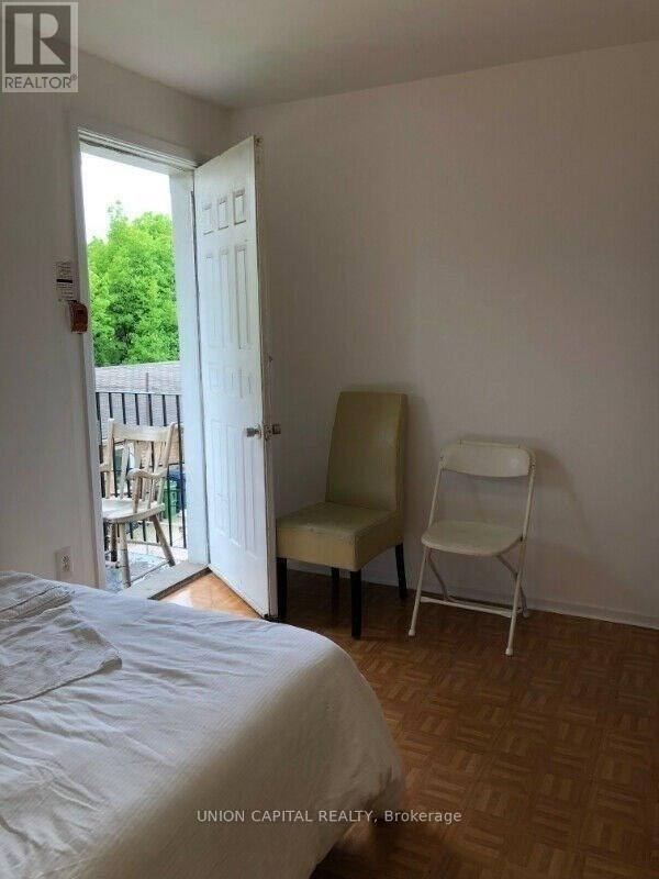 Photo - 2015 Davenport Rd Unit 2