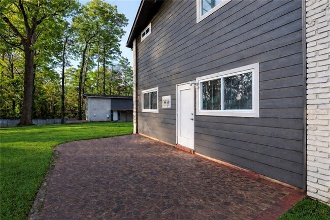 Building Photo - 1277 Goodwin Rd NE Unit 1273