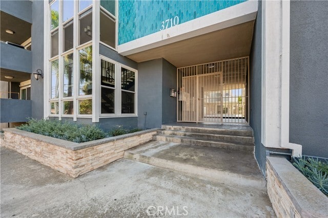 Building Photo - 3710 Garnet St Unit 217