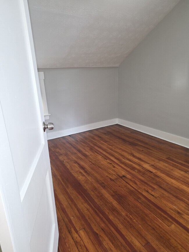 Photo - 1286 Beach Ave Apartamentos