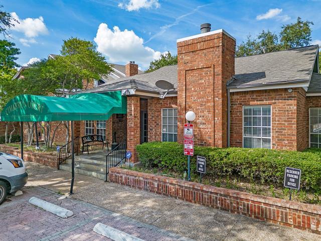 Photo - 18333 Roehampton Dr Unit 418