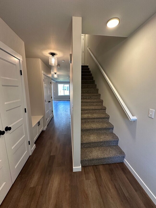 Photo - 1818 chipman St SE