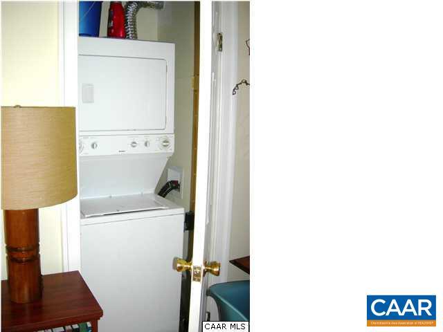 Photo - 144 Hessian Hills Cir Unidad 1