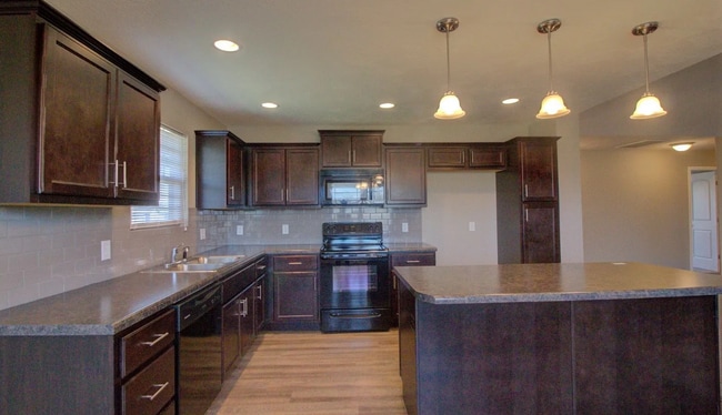 Photo - Willard School District - 3 bedroom home with a fenced in yard