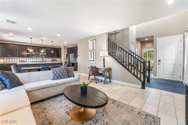 Photo - 1506 Visible Ave