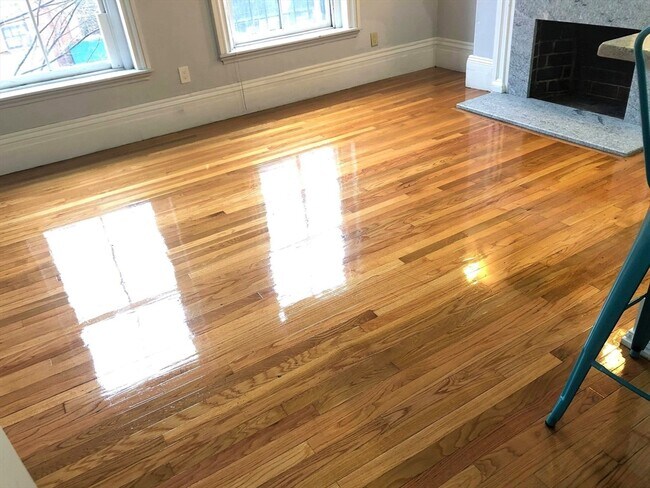 113 Charles St Unit 1
