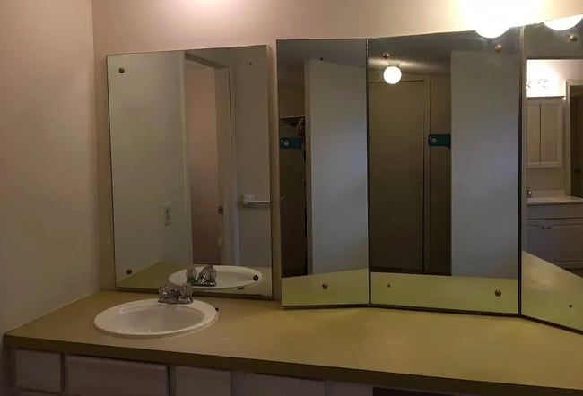 Photo - 6050 Wentworth Ave