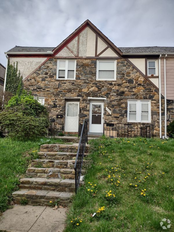 Building Photo - 5028 Chalgrove Ave Rental