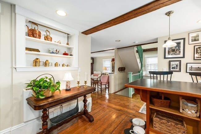 Photo - 6 Morse Ct Unit 2