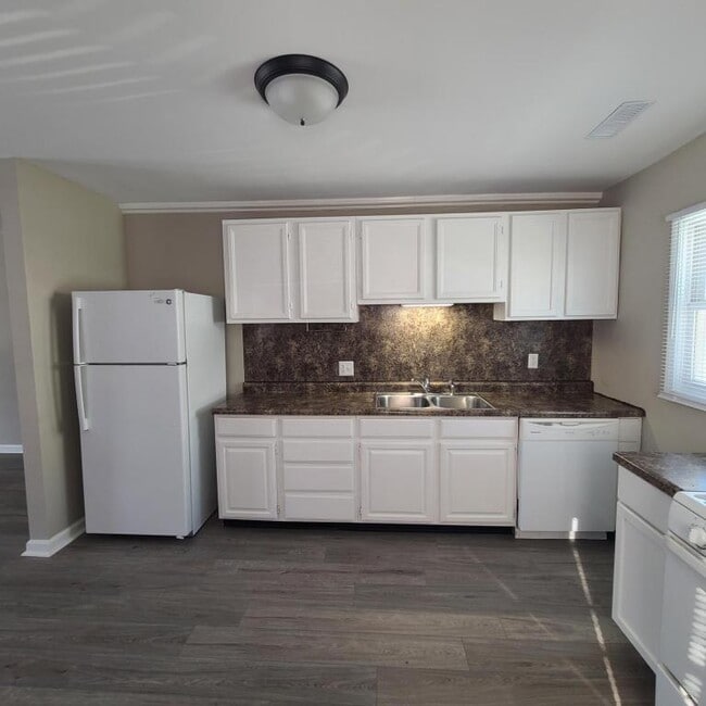 Photo - 2612 Stanford Ave