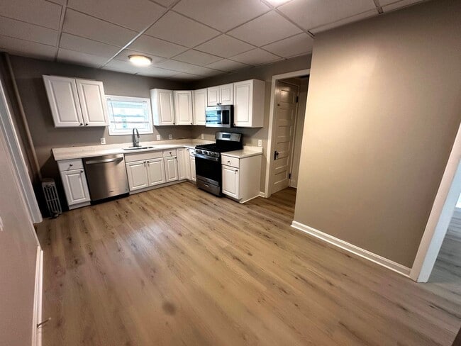 16 Pleasant St Unit 5