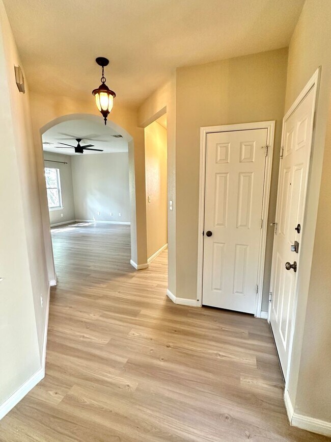 Photo - Stunning 4-Bedroom Home in the Desirable S...