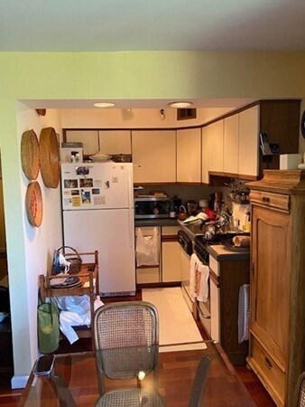 Photo - 145 Pinckney St Unit 612