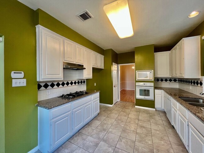 Photo - 2339 Plantation Bend Dr