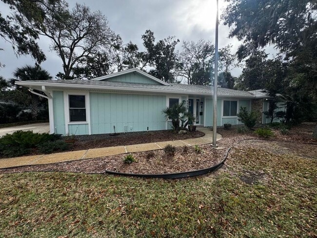 Photo - 3/2.5 in Oak Forest of Ormond Beach