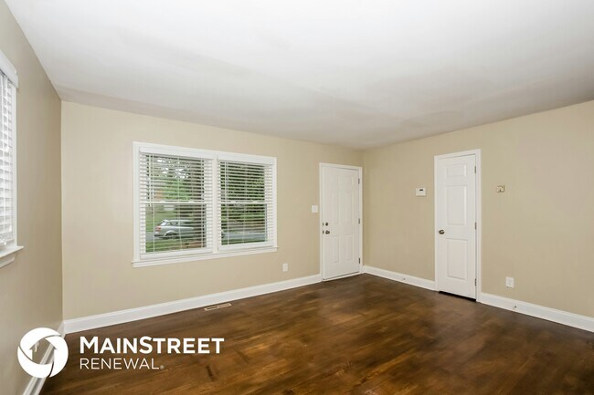 Photo - 3630 Sargeant Dr