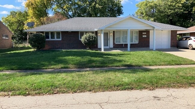 Building Photo - 4783 Loxley Dr