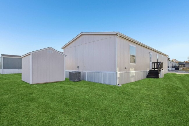 Photo - 1611 American Dr