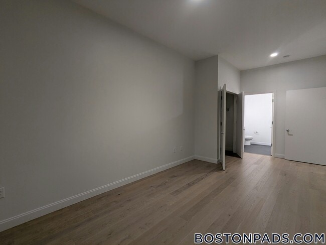 Photo - 55 Brighton Ave Unit 418