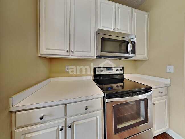 Photo - 100 Smokehouse Dr