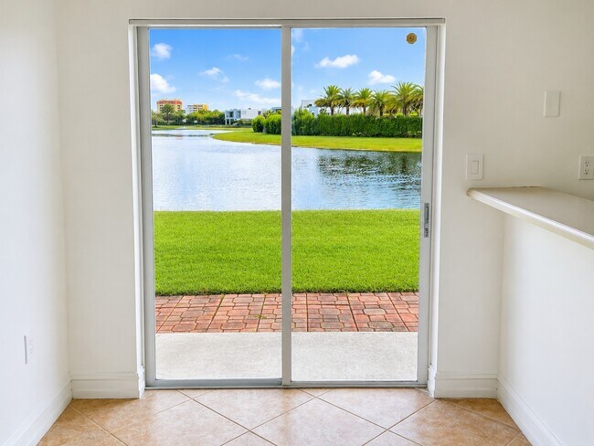 Photo - 180 Riviera Cir