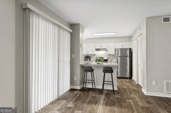 Photo - 7600 Roswell Rd Unidad 01-1307