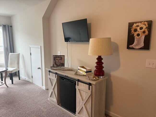 Photo - 2750 Sparrowgap Trl