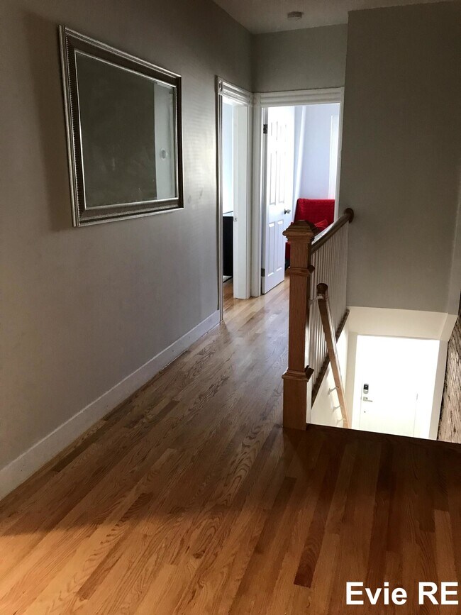 22 Hano St Unit 2