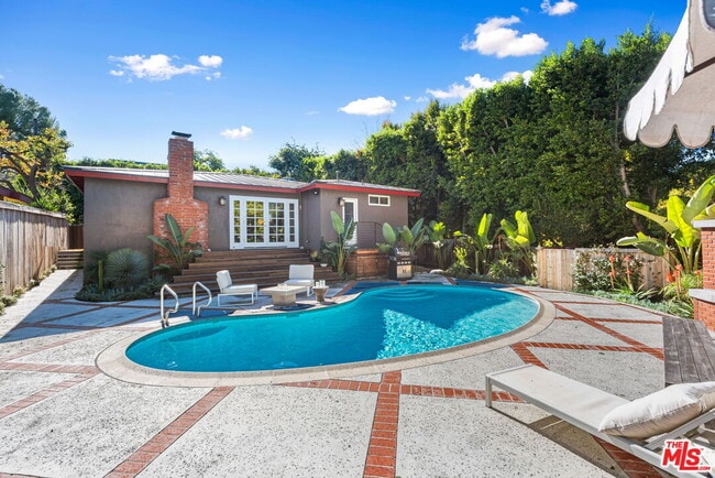 Building Photo - 4247 Sespe Ave